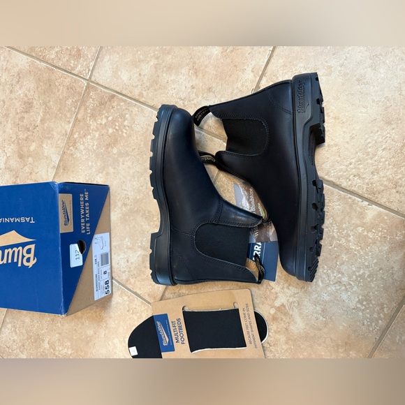 BLUNDSTONE unisex ELASTIC SIDED 558 CHELSEA BOOT LINED - Picture 7 of 14